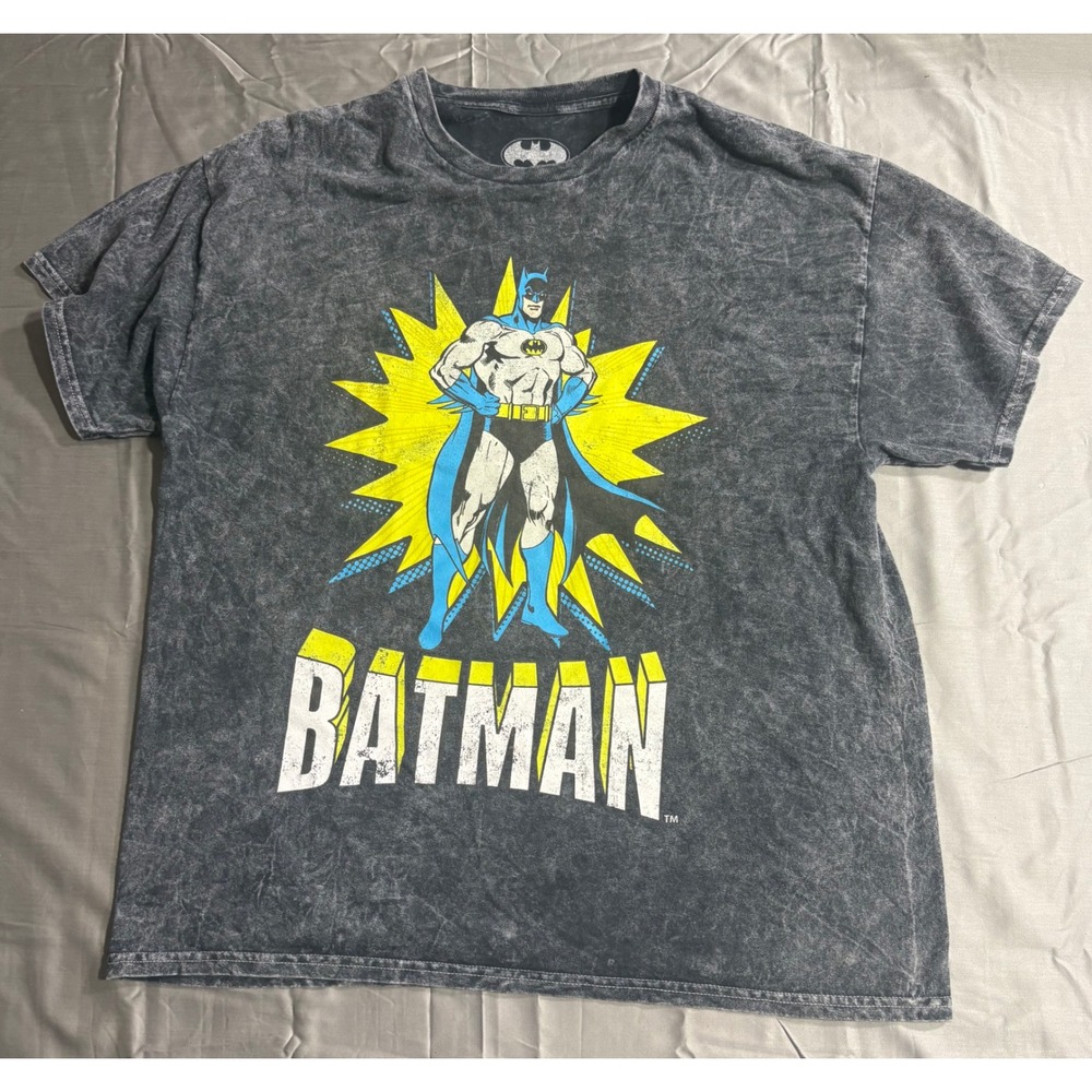 Batman DC Comics Mens XL Mineral Wash Graphic T-Shirt Gray Short Sleeve Cotton